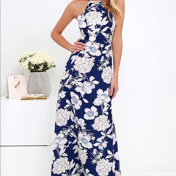 Lulus Dresses & Skirts - Lulus Blue Floral Print Maxi Dress Size Large